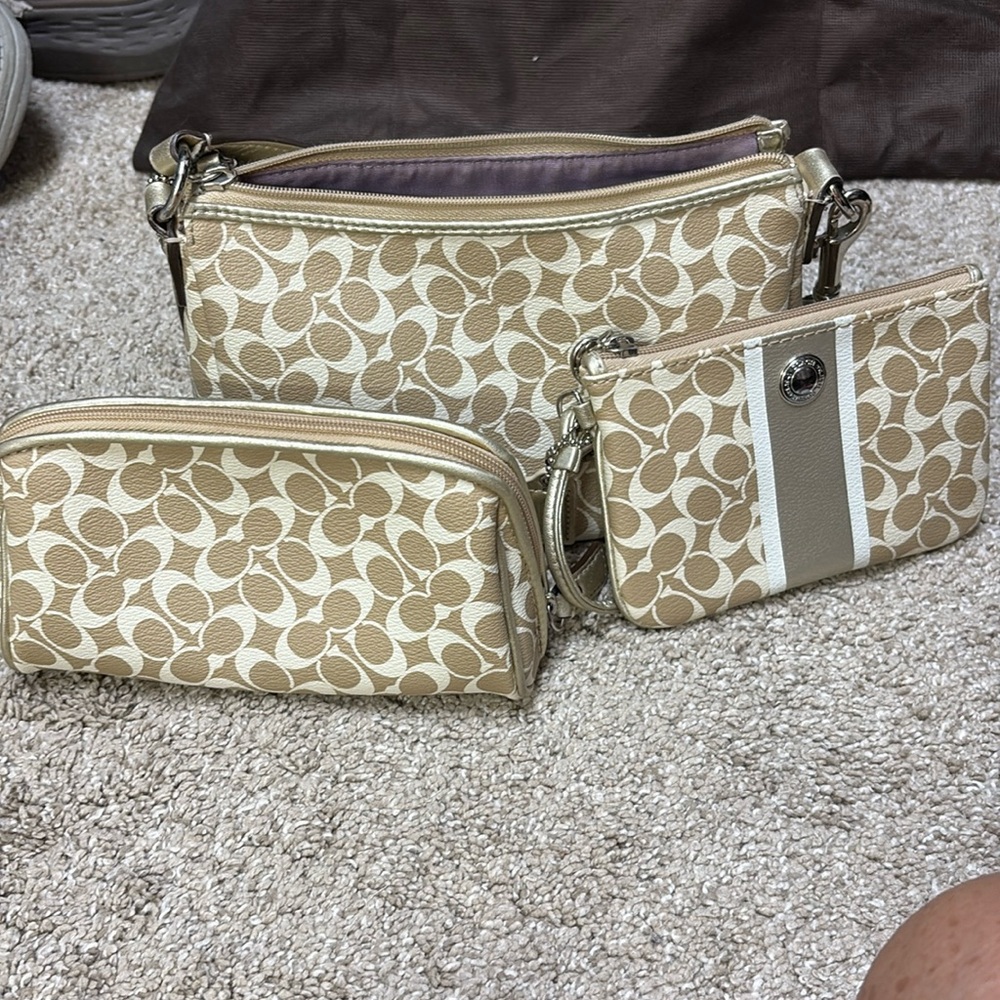 COACH  Mini Bag, Wallet and make up bag Clutch Set!
